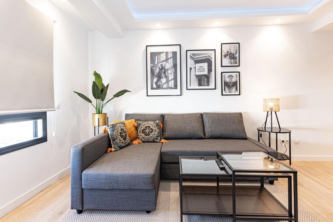 Acogedor Apartamento En Estepona Centro By Rent Me Exterior photo