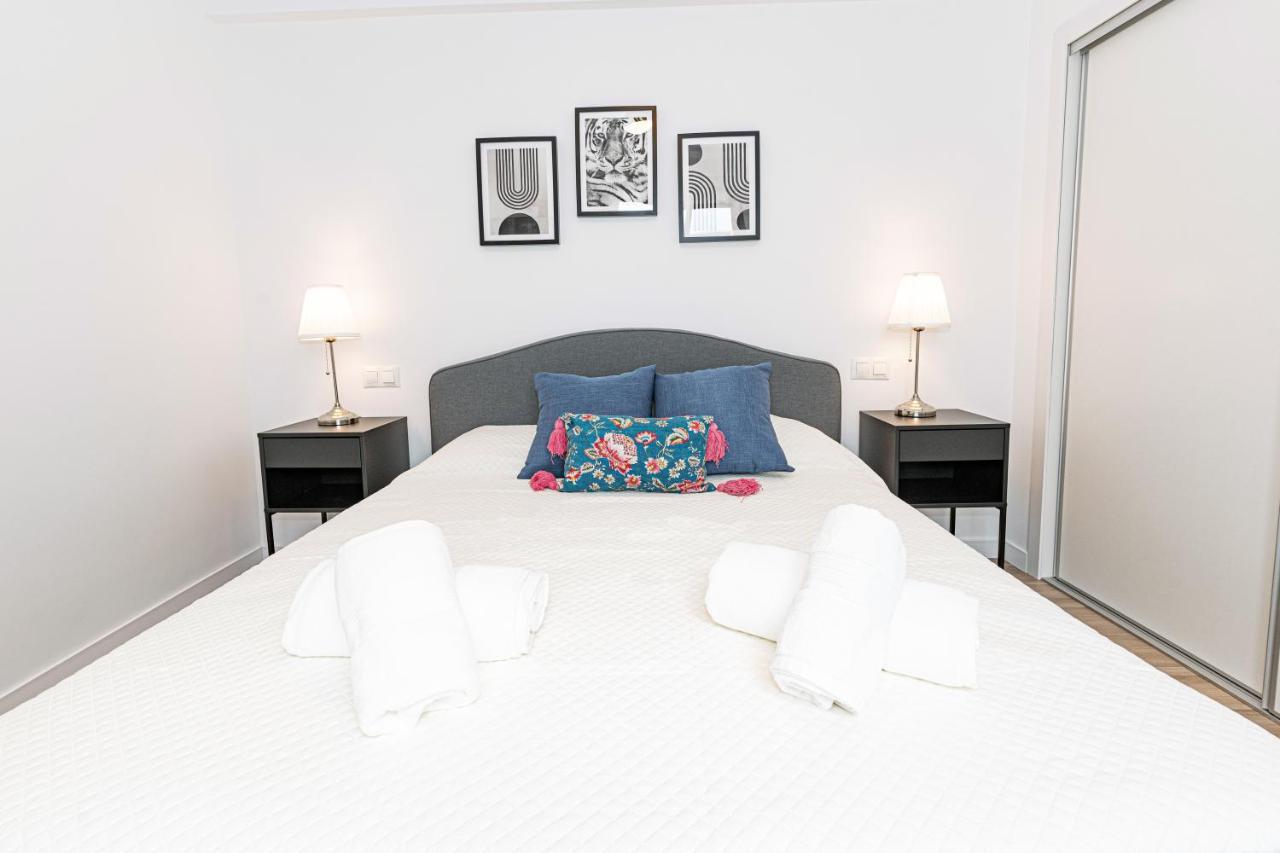 Acogedor Apartamento En Estepona Centro By Rent Me Exterior photo